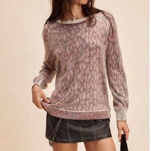 Free People We The Free Animal Print Cashmere Blend Sweater Large NWT Cedar Pink